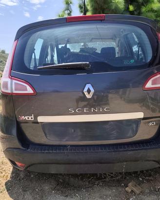 Renault Scenic Xmod ricambi