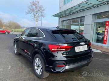 AUDI Q3 35 TDI S tronic
