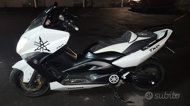 Yamaha tmax 2011