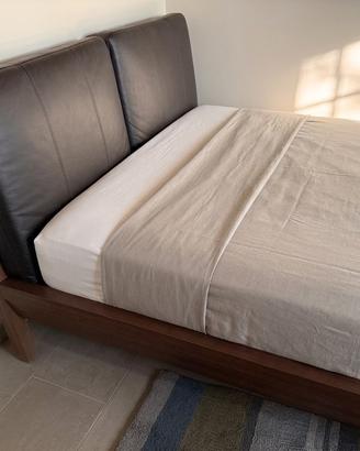 Letto di design Stockholm noce+pelle