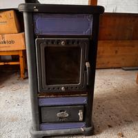 Stufa a legna Sideros in ceramica