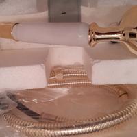 Braccetto doccia nuovo