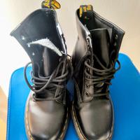 scarpe  Dr. Martens 
