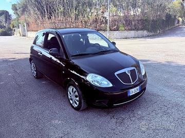 Lancia Ypsilon restayling 1.2 benzina Unicaproprie