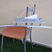 Lampada da soffitto a led curva