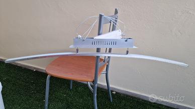 Lampada da soffitto a led curva