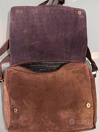 Cartella tracolla in pelle scamosciata