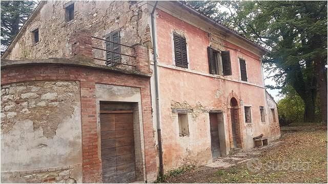 Rustico da ristrutturare con terreno - Vista 2