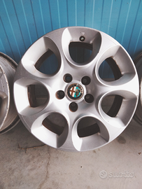 Cerchi in lega 16 pollici