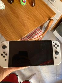Nintendo Switch Oled Bianco Latte