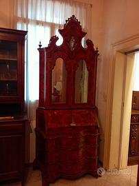 Trumeau intarsiato e radica di noce