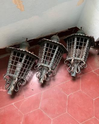Tris lampioni da esterno