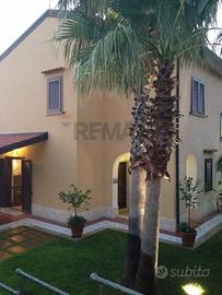 Villetta bifamiliare - Sangineto