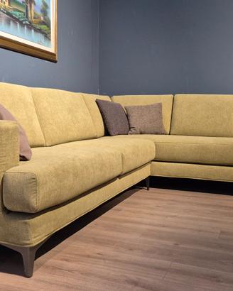 Divano tessuto con penisola