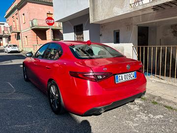 ALFA ROMEO GIULIA 2.2 DIESEL