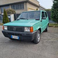 FIAT PANDA (141)YOUNG 900' 