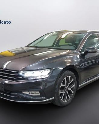Volkswagen Passat Variant 2.0 tdi Executive 150cv