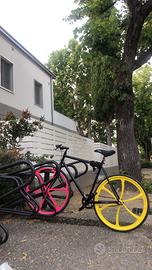Bici fixed - scatto fisso
