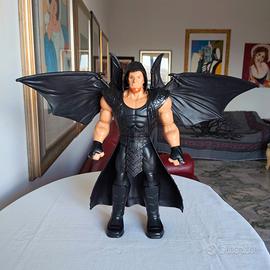 WWE Undertaker 30 cm con ali apribili, Mattel