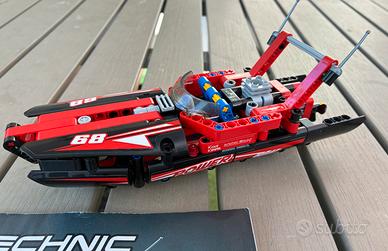 LEGO Technic 42089 - Power Boat (Scafo)