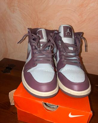 Nike Jordan Viola
