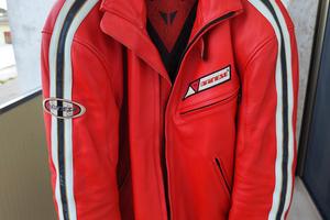 Giacca DAINESE in pelle rossa