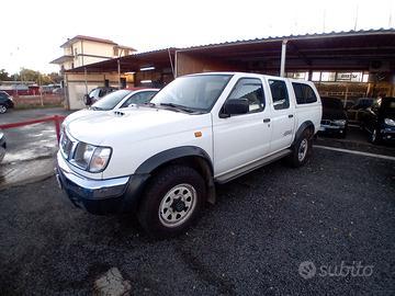 NISSAN Navara 2.5 TD DOUBLE CAB HARD TOP 2000