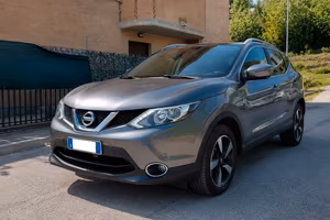 Nissan Qashqai Black Edition 1.6 xtronic