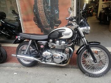 Triumph Bonneville T100