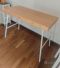 Scrivania LILLASEN bambù Ikea