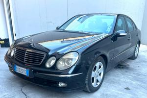 Mercedes E 320 TD CDI ELEGANCEBerlina