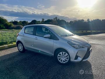 TOYOTA Yaris Hybrid 3ª serie - 2019