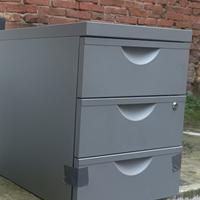 2 Cassettiere IKEA Erik grigie metallo con ruote