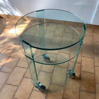 Carrello in cristallo, con ruote girevoli