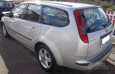 Ford Focus 06 compressore radiatore elettroventol