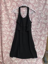 Vestito corto elegante schiena scoperta