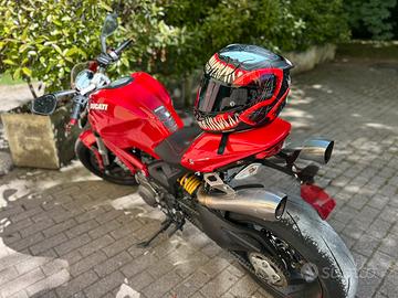 Monster 796 con accessori