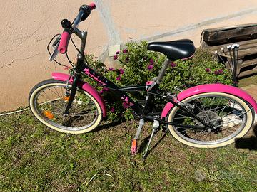 Bicicletta bambina BTWIN 20” – Nera e fucsia