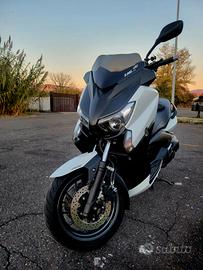 Yamaha XMax 400.ABS