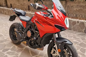 Mv Agusta Turismo Veloce 800 R / Ribassata