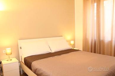 Stanza con bagno privato, 1 mese, utenze incluse