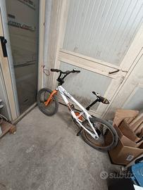 bmx prezzo trattabile