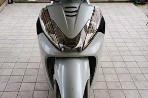 Honda sh 300