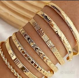 set braccialetti per vacanza. Regolabile.