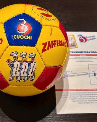 Pallone in cuoio limited ed. Zafferano 3 cuochi