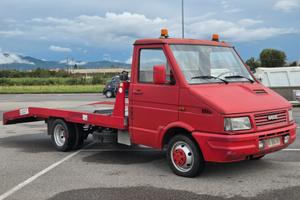 Iveco Daily CARROATREZI CON PATENTE B