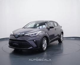 TOYOTA C-HR 1.8 Hybrid E-CVT Business