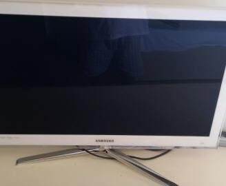 TV Smsung 32 pollici banco UE32C6510UP