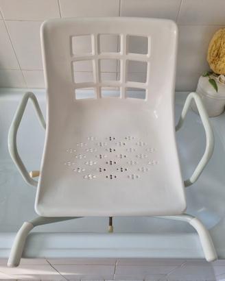 Sedile girevole per vasca da bagno