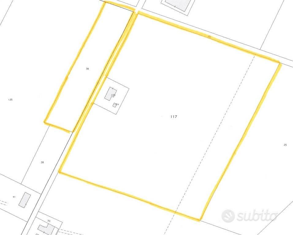 Terreno di 56500 m² a Camposanto - Altro